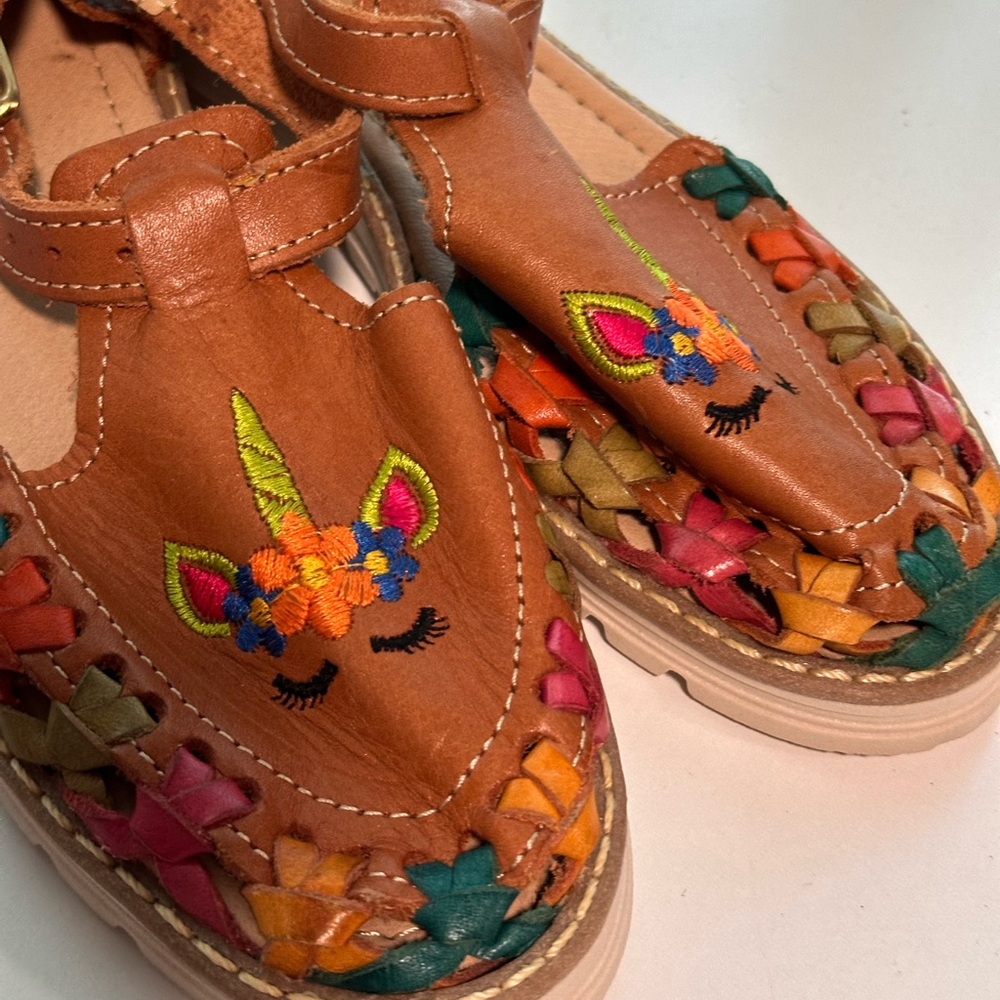 Girls leather huaraches - Picture 2 of 4